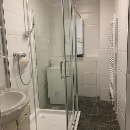 Cozy House With Garden And Bbq Near Vienna Διαμέρισμα Guntramsdorf