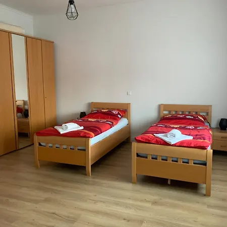 Cozy House With Garden And Bbq Near Vienna
